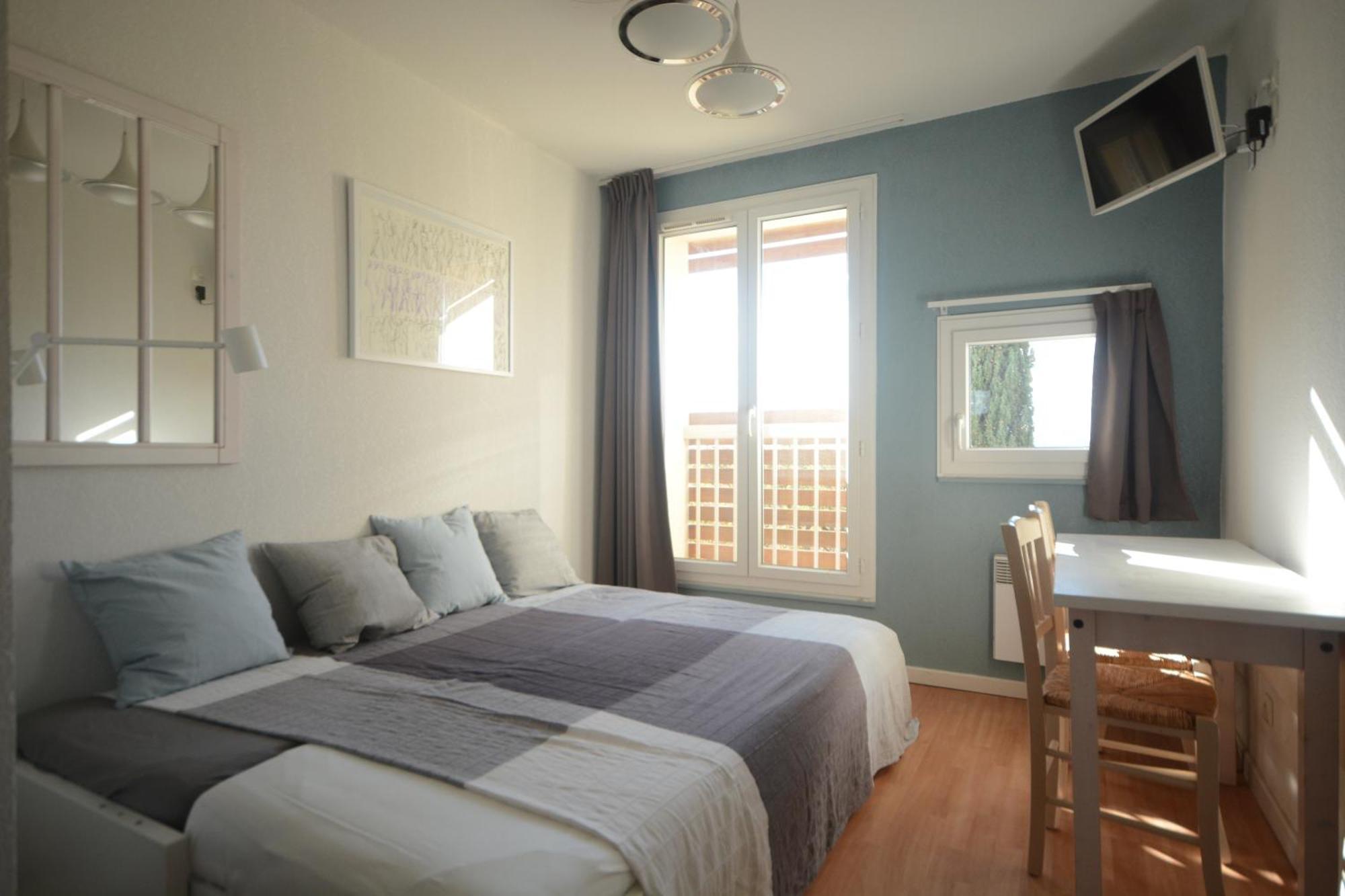 Appartement Plage Piscine Et Tennis Inclus La Londe-les-Maures Exterior photo
