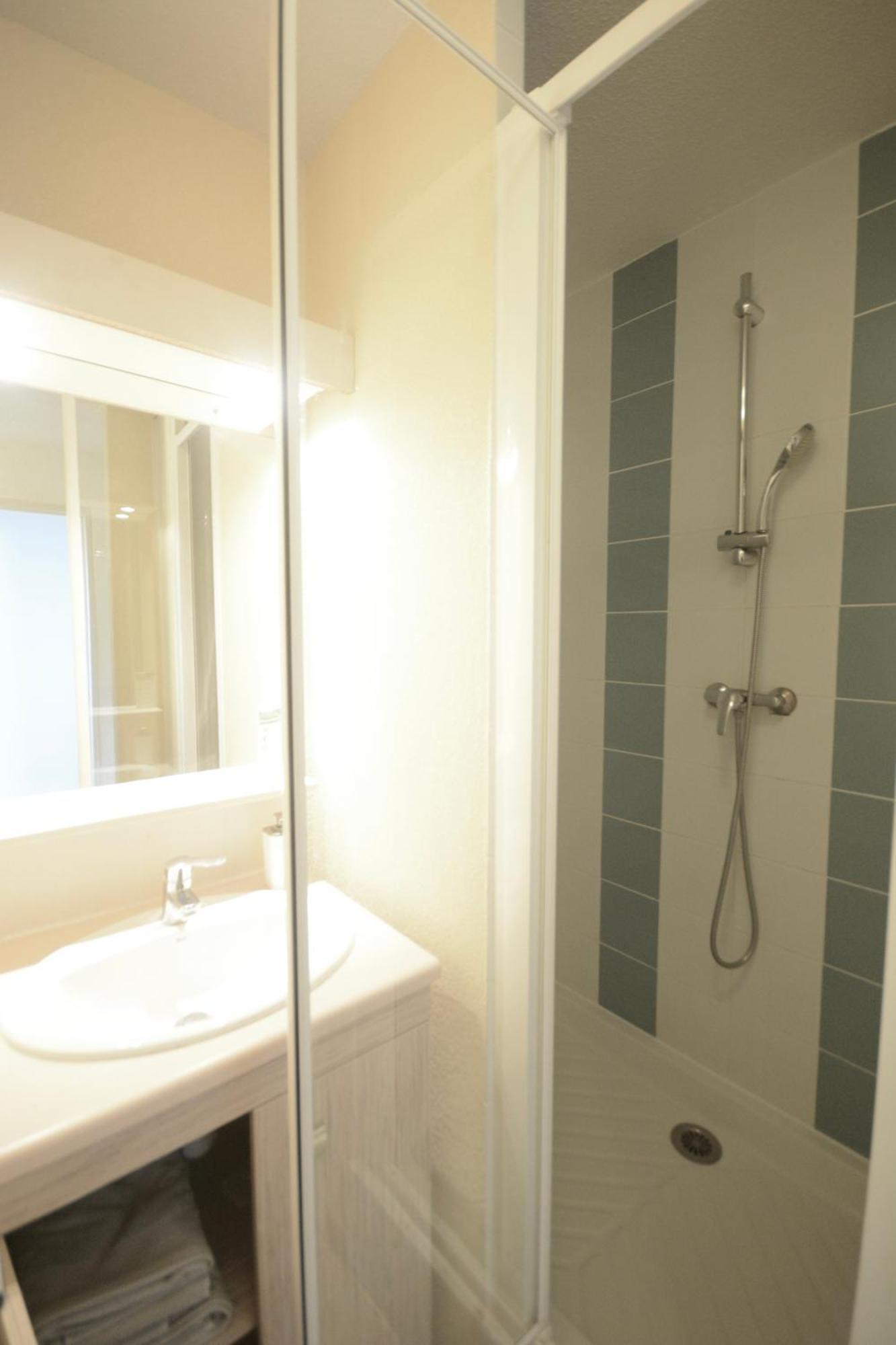 Appartement Plage Piscine Et Tennis Inclus La Londe-les-Maures Exterior photo