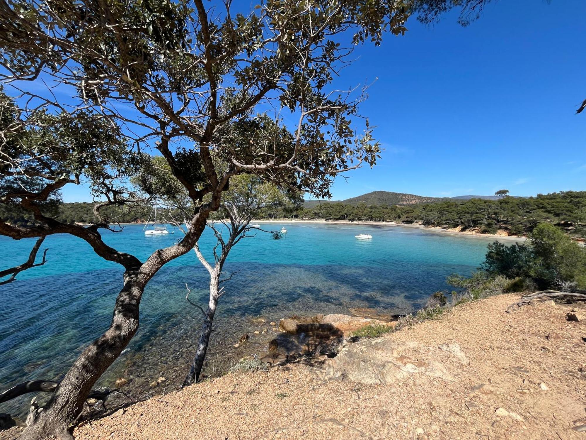 Appartement Plage Piscine Et Tennis Inclus La Londe-les-Maures Exterior photo